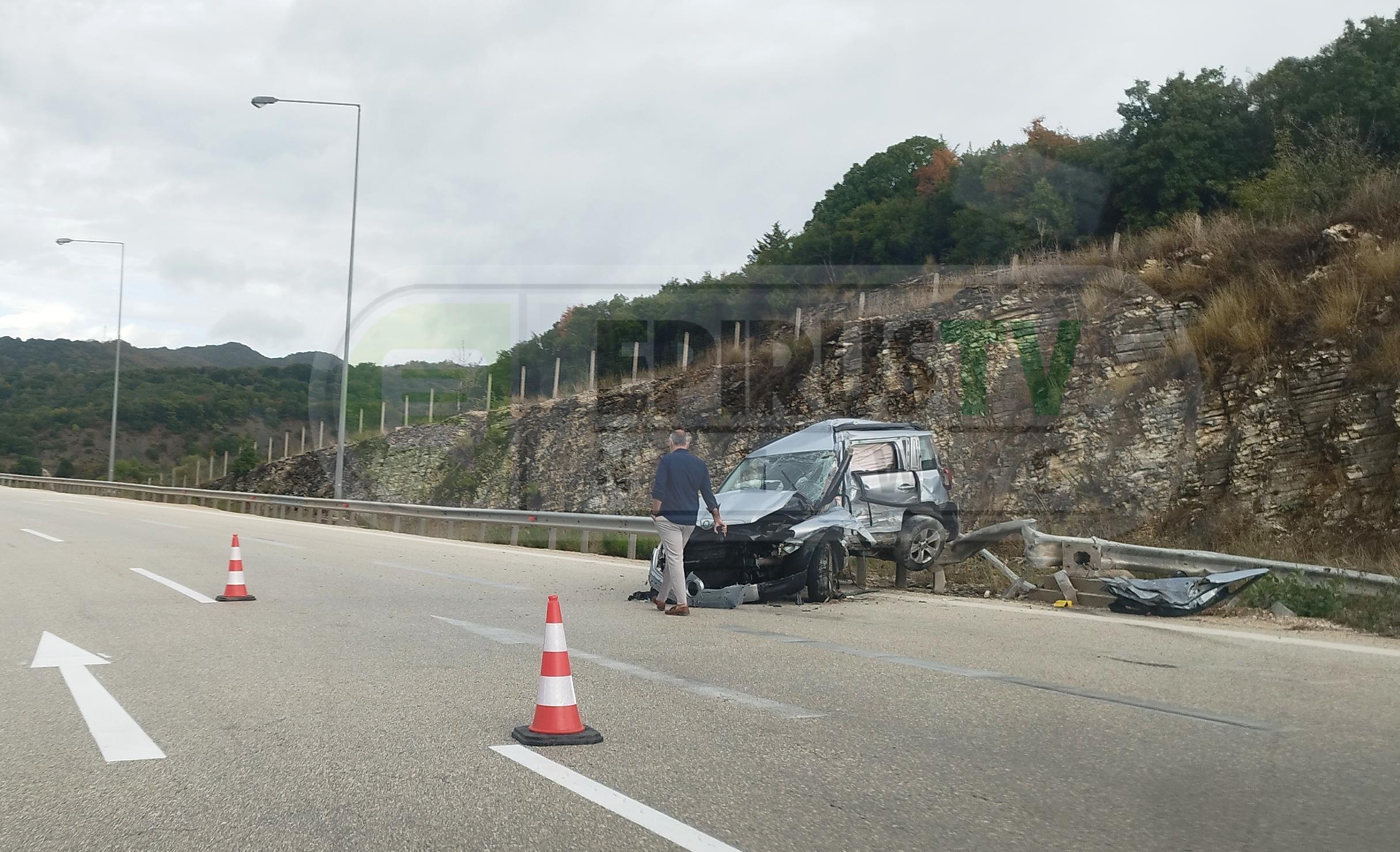 Γιάννενα: Νεκρή μια 52χρονη σε τροχαίο στην Εγνατία Οδό – Έχασε τον έλεγχο και προσέκρουσε στις προστατευτικές μπάρες