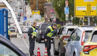 Deutsche Welle: «Αλυσιδωτές αντιδράσεις» και σε άλλες χώρες της ΕΕ μετά τους συνοριακούς ελέγχους στην Γερμανία