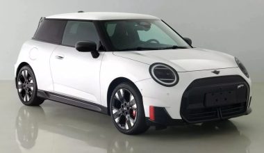 Διέρρευσε το ηλεκτρικό MINI Cooper JCW E των 258 ίππων