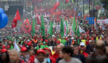 Βέλγιο: Χιλιάδες άνθρωποι διαδήλωσαν για το ενδεχόμενο κλείσιμο ενός εργοστασίου της Audi στις Βρυξέλλες