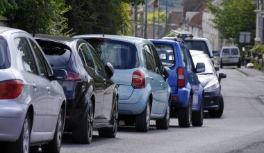 Υποχρεωτική η ασφάλιση αυτοκινήτου για φυσικές καταστροφές: Πόσο θα αυξηθούν τα ασφάλιστρα σε ΙΧ και επαγγελματικά οχήματα