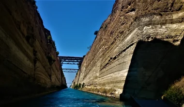 Γυναίκα αποπειράθηκε να αυτοκτονήσει στον Ισθμό της Κορίνθου – Την «πρόλαβαν» οι αστυνομικοί