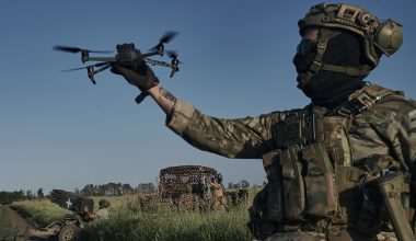 ΥΠΑΜ Ρωσίας: «Καταρρίψαμε 15 ουκρανικά drones στη διάρκεια της νύχτας»