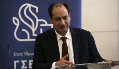 Χ.Σπίρτζης: «Ο Κασσελάκης έβρισε μέλη του Εκτελεστικού Γραφείου – Αν είχε αξιοπρέπεια δεν θα ήταν πάλι υποψήφιος»