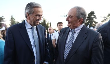 «Λάδι στη φωτιά» των εσωκομματικών συζητήσεων στη ΝΔ μετά τη νέα κοινή εμφάνιση Κ.Καραμανλή και Α.Σαμαρά (φωτο)