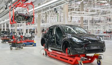 Tesla: Κατ’ οίκον έλεγχος στους υπαλλήλους που αρρωσταίνουν… συχνά!