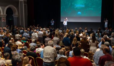 Στην Πάτρα ο Χ.Δούκας: «Στις 6 του Οκτώβρη σηκώνουμε ανάστημα!» (φώτο)