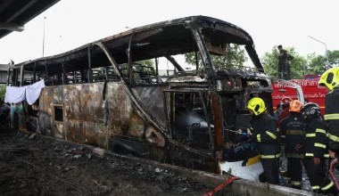 Ταϊλάνδη: Σχολικό λεωφορείο τυλίχτηκε στις φλόγες – Νεκρά τουλάχιστον δέκα παιδιά