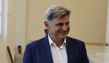 Ν.Φαραντούρης: «Να βάλουμε μπροστά το “εμείς” στον ΣΥΡΙΖΑ – Δεν μου αρέσει ο όρος ντιμπέιτ ή αντιπαράθεση»