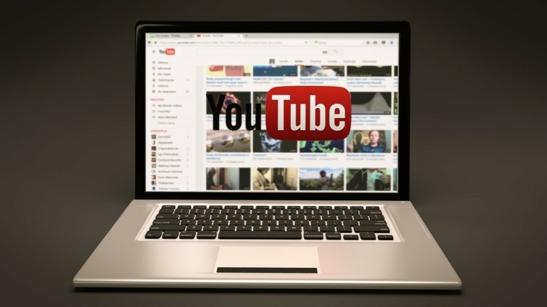 Εφορία: Πώς δηλώνονται τα έσοδα από το YouTube – Τι πρέπει να γνωρίζουν όσοι έχουν «κανάλι» και έχουν κέρδος