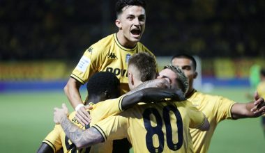 Super League: Ο Άρης επικράτησε της Λαμίας με 2-0 στο «Κλεάνθης Βικελίδης»