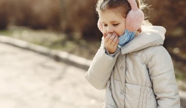 Παιδικός βήχας: Διαβάστε πως να τον αντιμετωπίσετε με φυσικό τρόπο