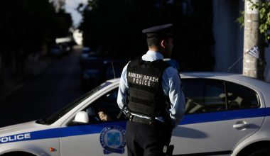 Θεσσαλονίκη: Ποινή φυλάκισης 11 μηνών με 3ετή αναστολή σε γυναίκα που κατέγραφε με το κινητό της οικογένεια