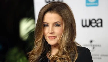 Μακάβρια κίνηση από τη Lisa Marie Presley: Kρατούσε το σώμα του νεκρού γιου της σε πάγο στο σπίτι για δύο μήνες