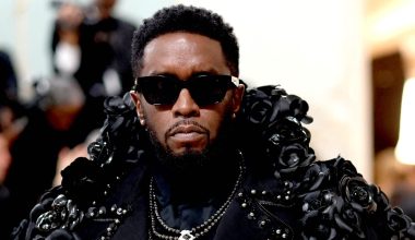 Υπόθεση Diddy: Κατηγορείται ότι νάρκωσε, βίασε και απείλησε ότι θα σκοτώσει αρκετά θύματα σε νέες μηνύσεις