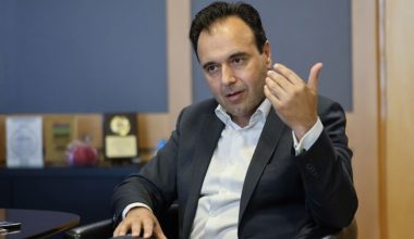 Δ.Παπαστεργίου: «Ετοιμάζεται πλατφόρμα για τον γονικό έλεγχο των κινητών»