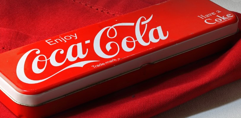 Tο «κρυφό» νόημα στο λογότυπο της Coca Cola που σχεδόν κανείς δεν γνωρίζει – Ποια η σημασία του;