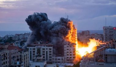 Το Ισραήλ βομβάρδισε ραδιοτηλεοπτικό φορέα στη Βηρυτό (βίντεο)