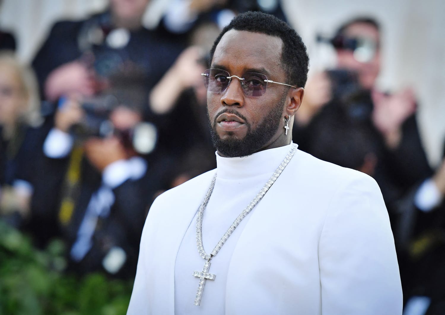 Βίντεο: Η στιγμή που ο S.Diddy προσκαλεί σε «after party» 13χρονη ηθοποιό