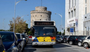 Σύγκρουση δύο αστικών λεωφορείων στη Θεσσαλονίκη – Πέντε τραυματίες