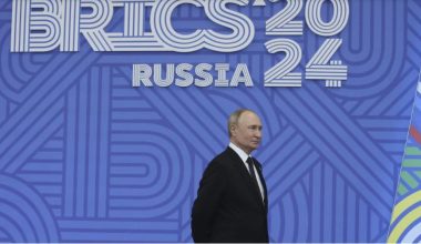 «BRICS Clear»: Η εναλλακτική στρατηγική του Βλαντιμίρ Πούτιν στα συστήματα των Euroclear και Clearstream