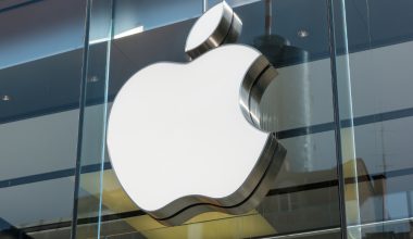 Η Apple δίνει μέχρι και 1 εκατ. ευρώ σε χάκερς για να δοκιμάσει την ασφάλεια των συστημάτων της