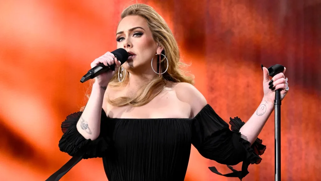 Adele: Έχασε προσωρινά την ακοή της στο ένα αυτί έπειτα από σπάνια λοίμωξη