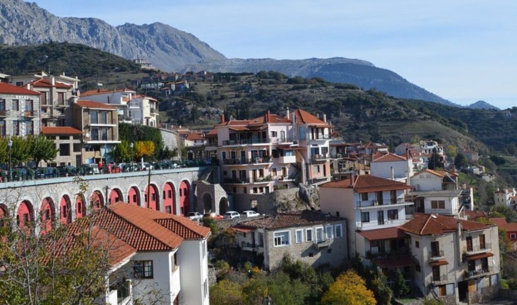 Πρωτοφανή πρόβλημα λειψυδρίας στην Αράχωβα: Ολική διακοπή υδροδότησης τις νυχτερινές ώρες