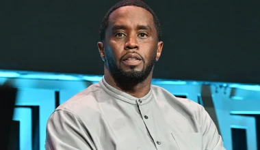 Diddy: Νέες εικόνες από τα «λευκά πάρτι» – Χόρευαν γυμνοί και τους έλουζαν με σαμπάνια