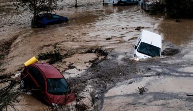 205 οι νεκροί από τις καταστροφικές πλημμύρες στη Βαλένθια: «Άνθρωποι ζουν με πτώματα στο σπίτι» λέει δήμαρχος (φωτο-βίντεο)