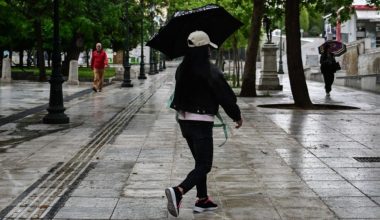 Καιρός: Μικρή «βουτιά» της θερμοκρασίας αύριο – Σε ποιες περιοχές θα βρέξει