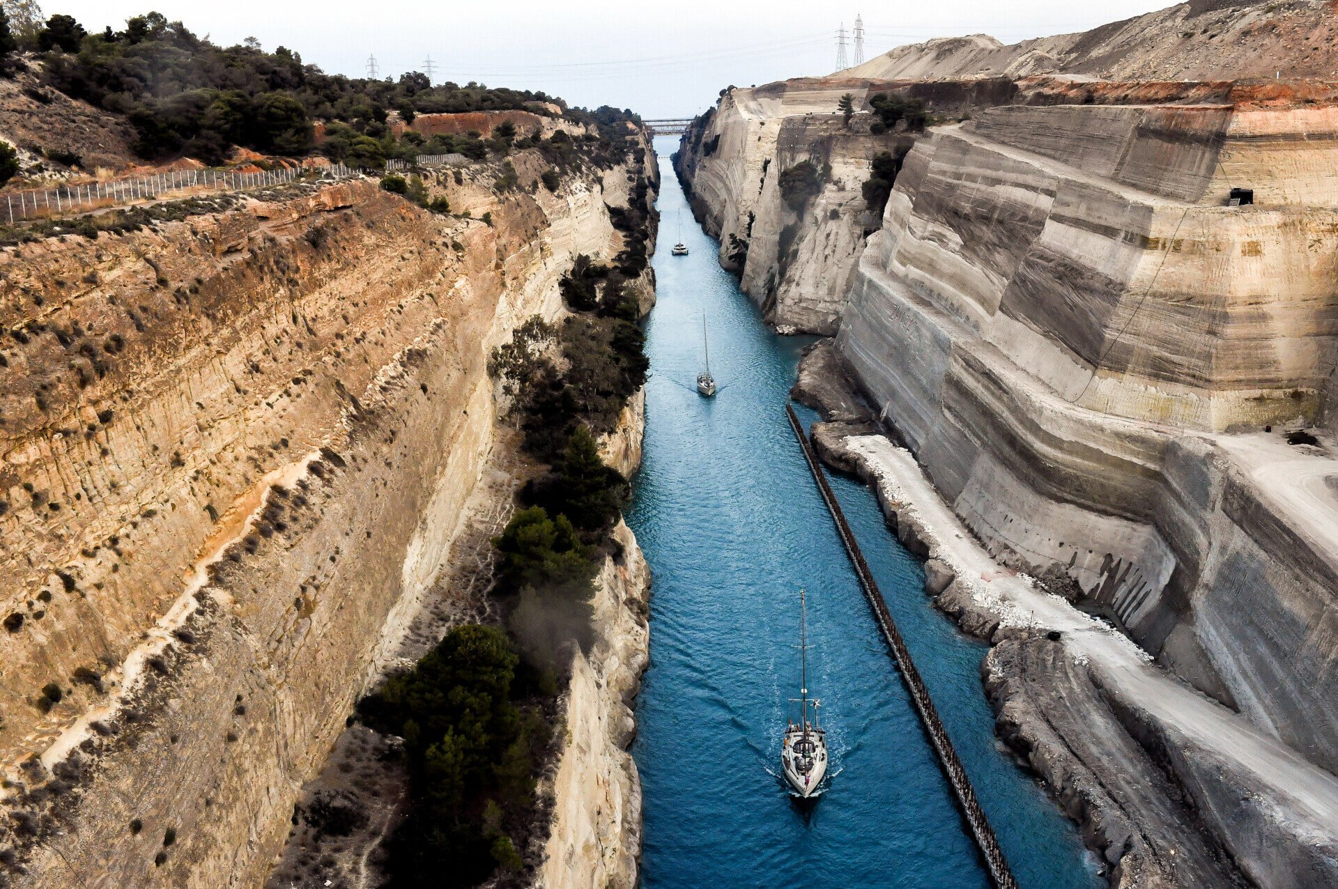 Κόρινθος: Έκλεισε η διέλευση για τα πλοία στον Ισθμό λόγω προγραμματισμένων έργων