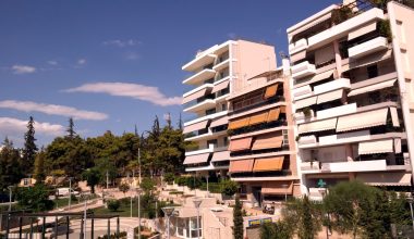 Πρόστιμα μέχρι 40.000 ευρώ για τα νέα Airbnb στο κέντρο της Αθήνας – Όσα πρέπει να γνωρίζουν οι ιδιοκτήτες ακινήτων