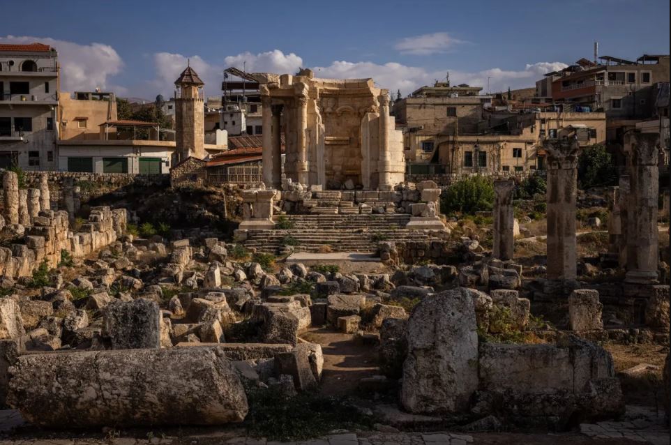 Λιβανέζοι βουλευτές ζητούν από την UNESCO να προστατέψει τα αρχαία μνημεία της χώρας τους από επιθέσεις του Ισραήλ