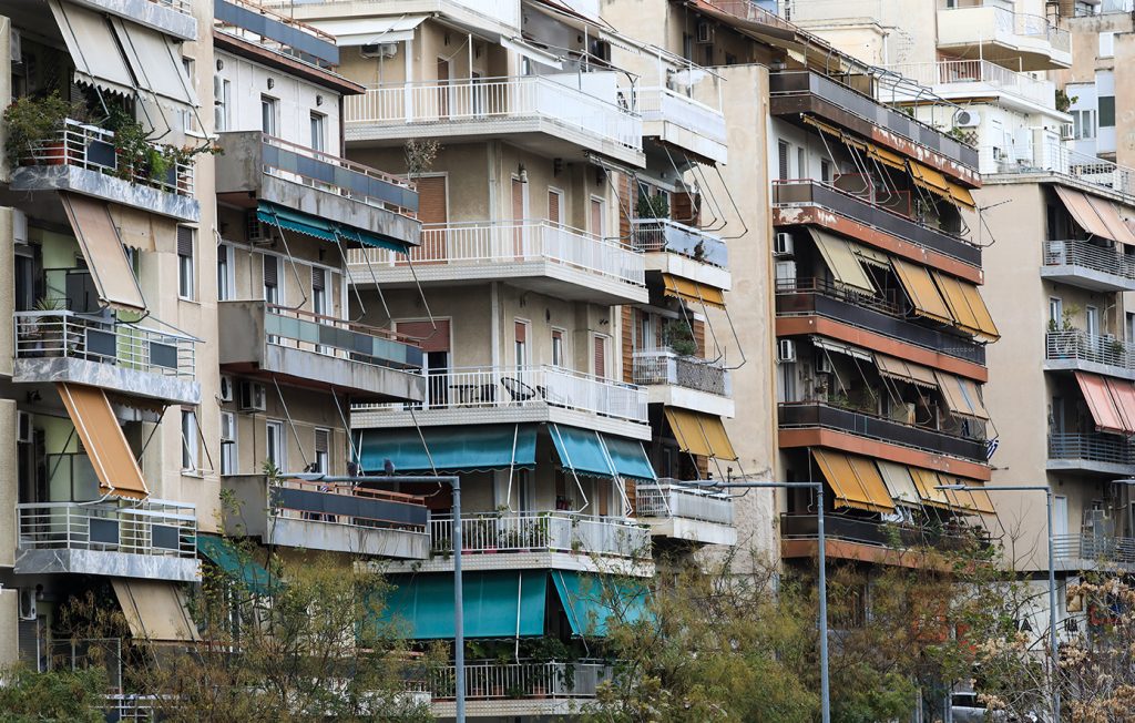 Αλλάζει ο τρόπος υπολογισμού των αντικειμενικών αξιών για τα ακίνητα – Τι πρέπει να ξέρετε