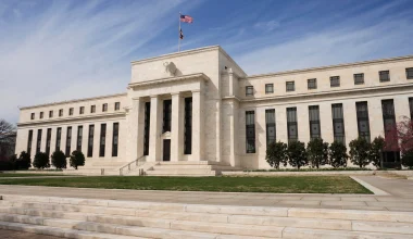 Federal Reserve: Μείωση των επιτοκίων της κατά 25 μονάδες βάσης