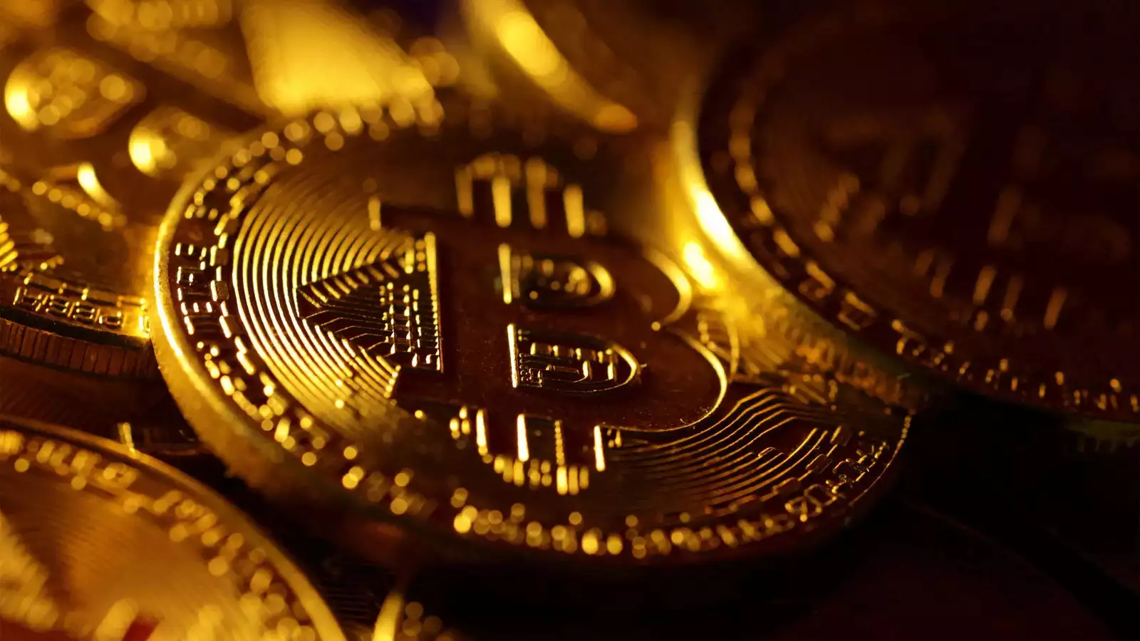 Το bitcoin σπάει για πρώτη φορά το φράγμα των 90.000 δολαρίων