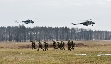 Ρωσική επίθεση στο Τσερνίχιβ: Κατέλαβαν οικισμούς χωρίς να συναντήσουν καμιά αντίσταση – Άνοιγμα νέου μετώπου ή παραπλάνηση;