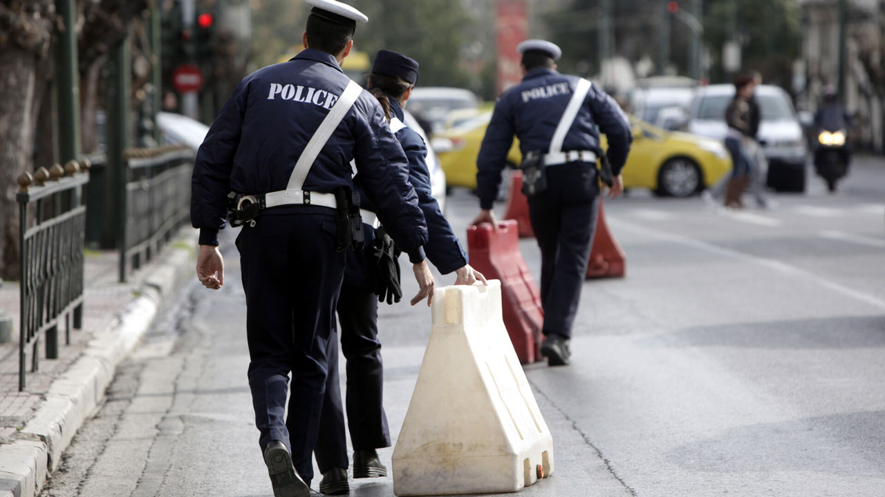 Επέτειος Πολυτεχνείου: Η ΕΛ.ΑΣ. ανακοίνωσε επιπρόσθετες κυκλοφοριακές ρυθμίσεις αύριο σε λεωφόρο Κηφισίας και Πανόρμου