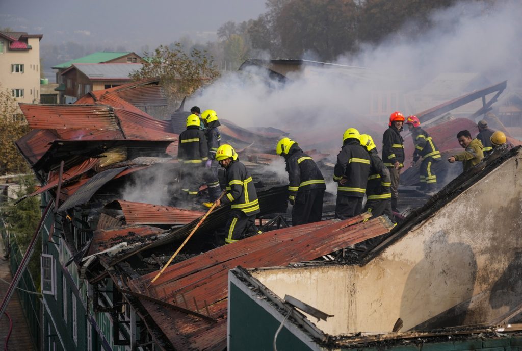 Ινδία: Πυρκαγιά ξέσπασε σε νοσοκομείο – Νεκρά δέκα νεογέννητα