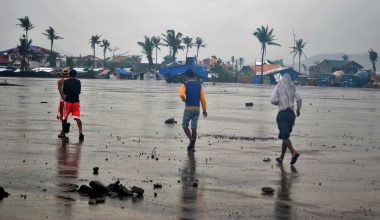 Φιλιπίννες: Προειδοποίηση για τον τυφώνα «Μαν-γι» που πλησιάζει τη χώρα- Χιλιάδες πολίτες απομακρύνονται