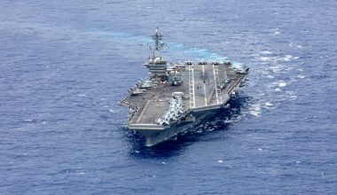 Μυστήριο με το CVN-72 «Abraham Lincoln»: Οι Χούθι λένε ότι «Το χτυπήσαμε» – Οι Αμερικανοί το αποσύρουν από την Ερυθρά Θάλασσα