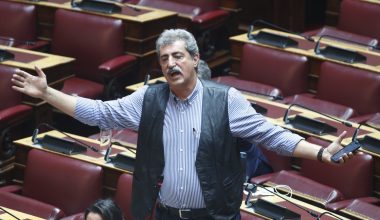 Debate των υποψηφίων στο ΣΥΡΙΖΑ – Π.Πολάκης: «Δεν είχαμε κανένα λόγο να στείλουμε εξοπλισμό «στα τάγματα του Αζόφ» στην Ουκρανία»