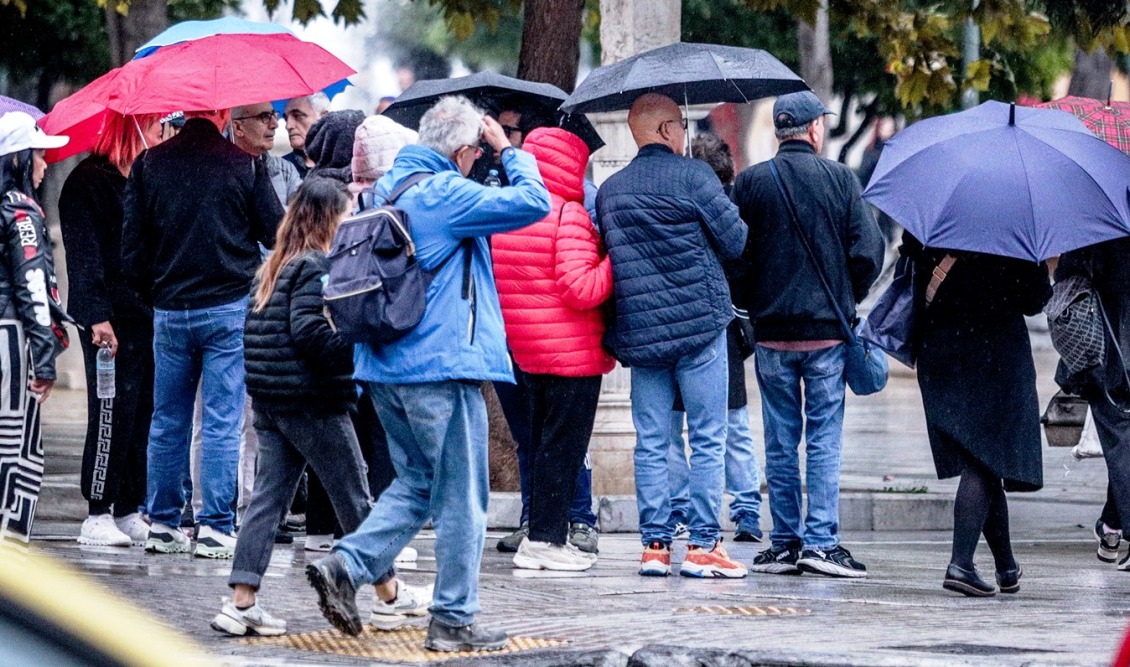 Καιρός: Σφοδρές βροχές και καταιγίδες σήμερα σε όλη τη χώρα – Ισχυροί άνεμοι στο Αιγαίο