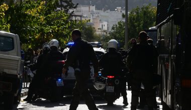 Γιάφκα Παγκρατίου: Προκηρύξεις παλιών τρομοκρατικών χτυπημάτων είχε σπίτι του ο 49χρονος φιλόλογος