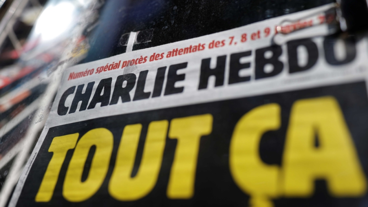 Charlie Hebdo: Το γαλλικό περιοδικό διοργανώνει…διαγωνισμό με θέμα «Κοροϊδέψτε τον Θεό»!