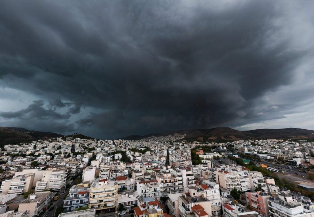 Κακοκαιρία Bora: Προειδοποιητικό μήνυμα και στην Αττική – Προσοχή στις μετακινήσεις