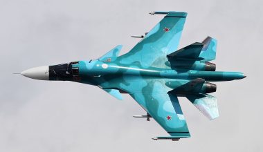 Συρία: Su-34 της ρωσικής Αεροπορίας σφυροκοπεί τις δυνάμεις των  ενόπλων ισλαμιστών