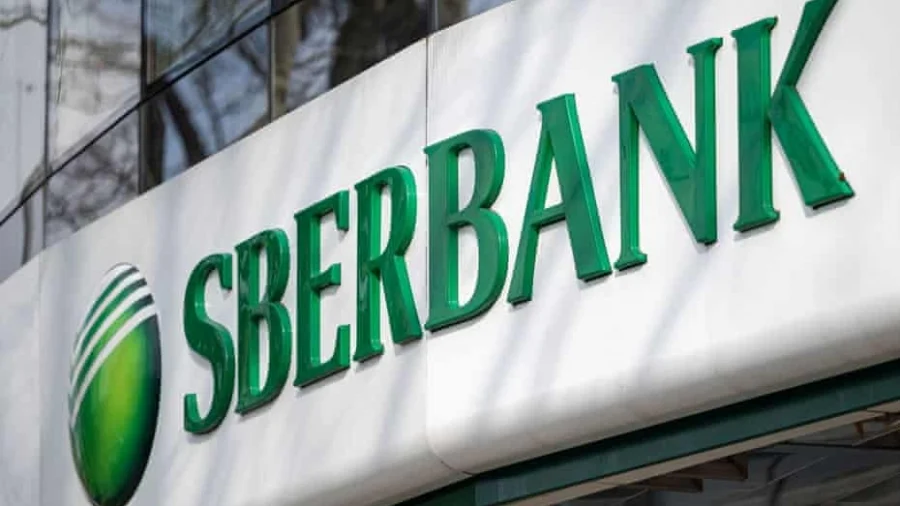 Η ρωσική τράπεζα Sberbank ανοίγει γραφεία στις ενσωματωμένες περιοχές Χερσώνα και Ζαπορίζια