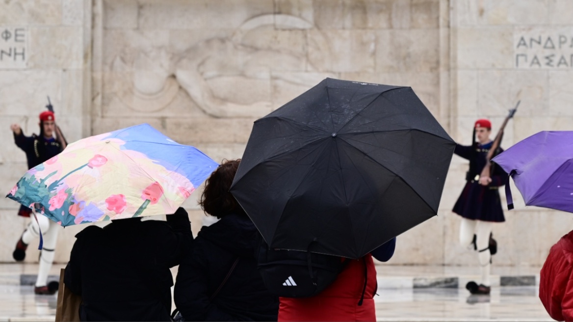 Καιρός: Βροχές και ισχυρές καταιγίδες σήμερα με μικρή άνοδο της θερμοκρασίας